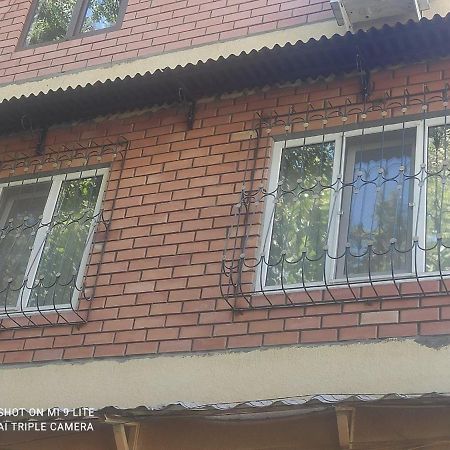 1-Bedroom Apartment In The Very City Center タシュケント エクステリア 写真